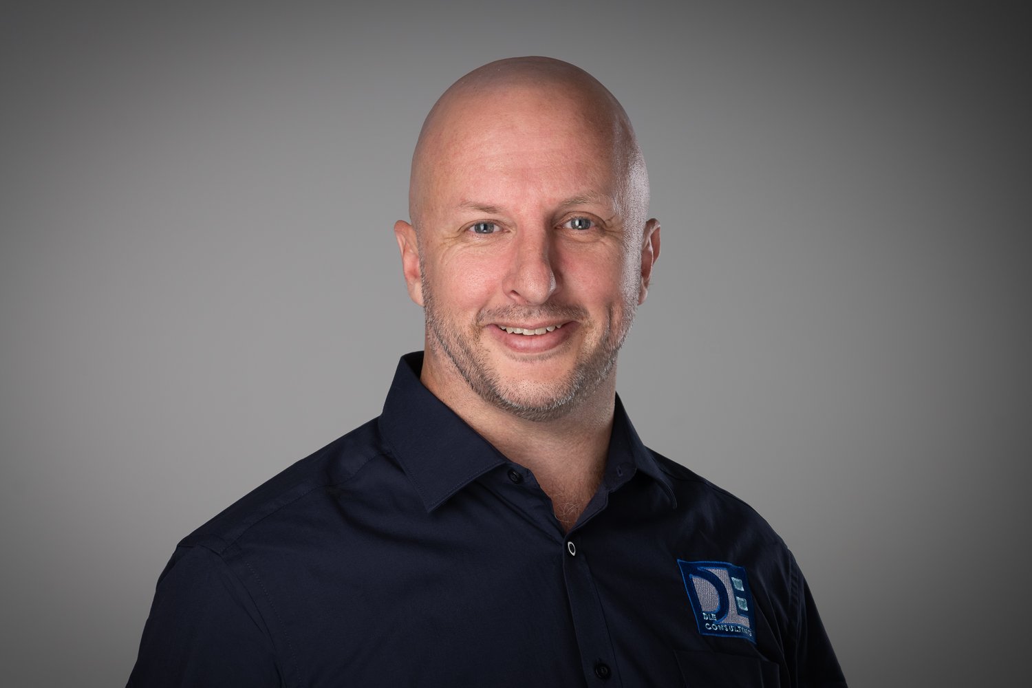 Damian Lee professional portrait